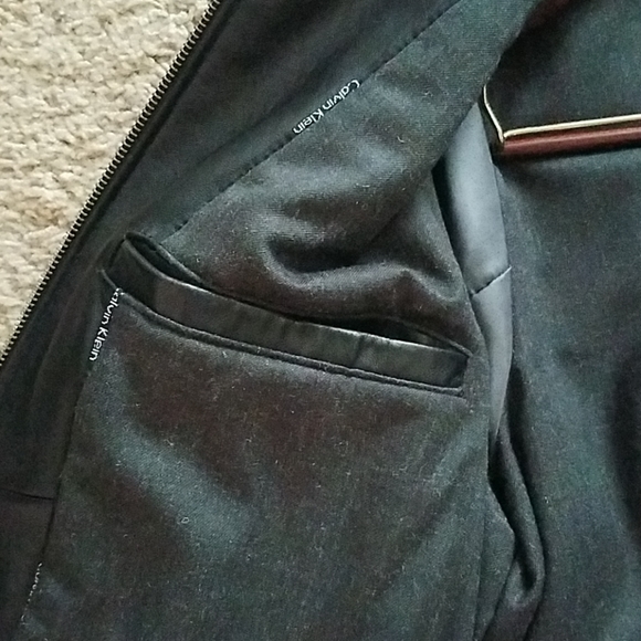 Classic Leather Jacket - Picture 6 of 7